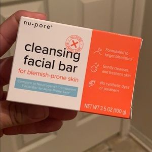 Cleaning facial bar